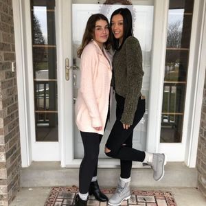 Meet your Posher, Sara